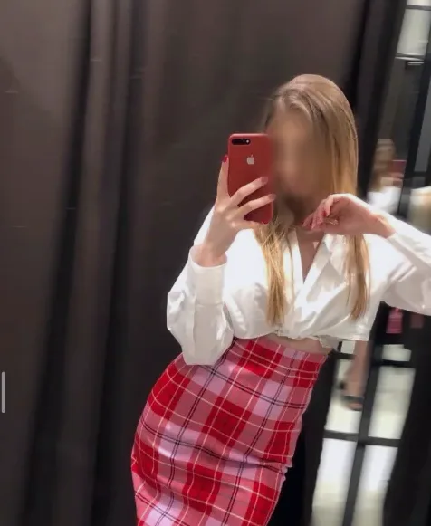 Amy, 24