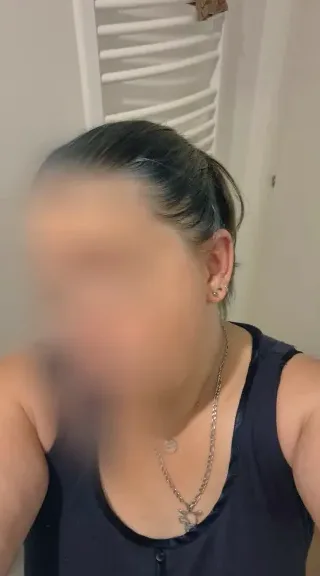 Molly, 31