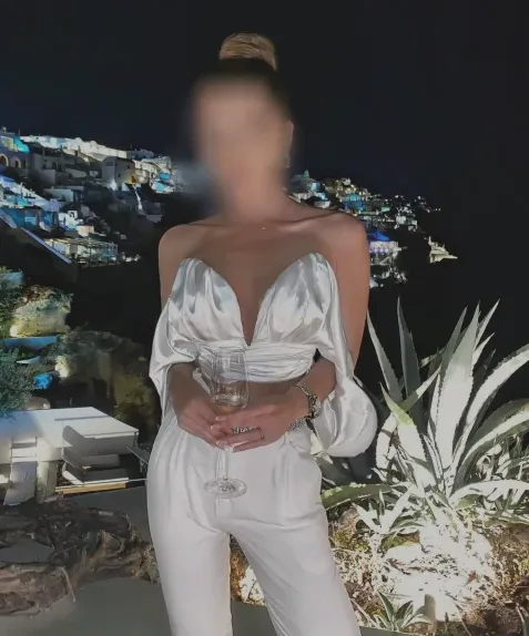 Rachel, 31