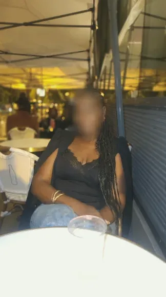 Rosie, 34
