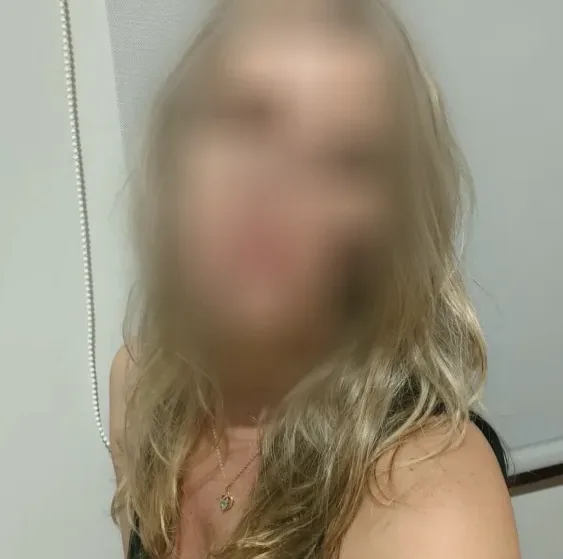 Samantha, 36