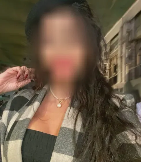 Sinead, 40